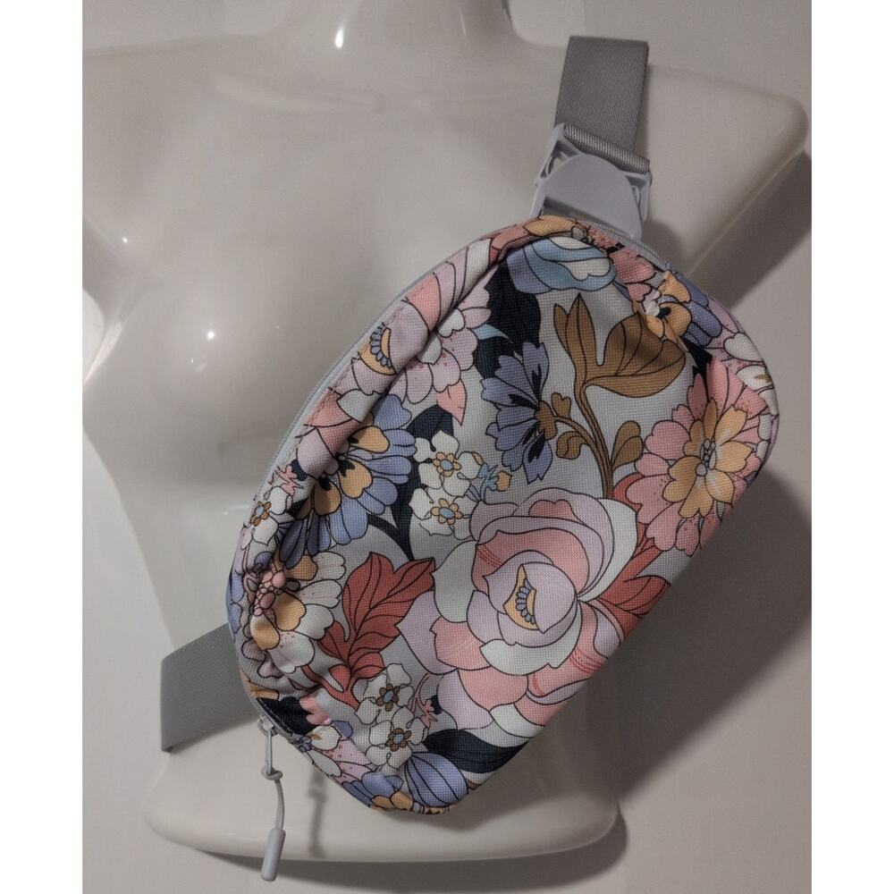Vera Bradley Aloha Blooms Reactive Essential Mini Belt Bag